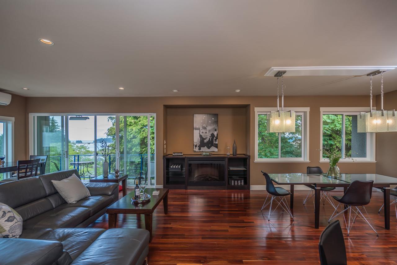 Luxury Penthouse Downtown Nanaimo Exterior foto
